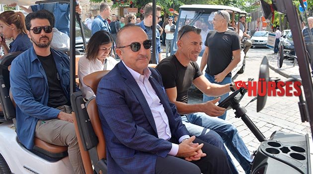 Çavuşoğlu  Kaleiçi’ni gezdi
