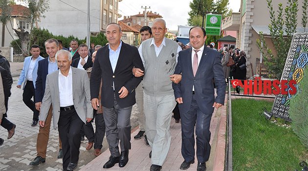 ÇAVUŞOĞLU: MİLLET GERÇEKLERİ GÖRÜYOR
