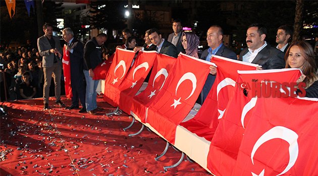 ÇAVUŞOĞLU: SİGARAYA ZAM VAR, AMA…