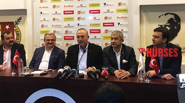 ÇAVUŞOĞLU, YUNAN BAKANA ANTALYA’DAN CEVAP VERDİ