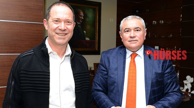 ÇETİN’İN EZGÜ’YLE SANAT SOHBETİ