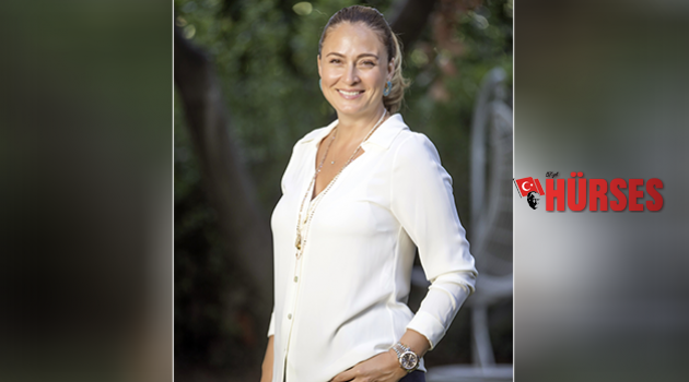 Ceyda Düvenci sevenleriyle buluşuyor