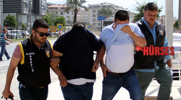 CEZAEVİNİN YOLUNU TUTTULAR