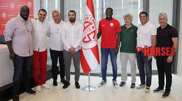 Cissokho, imzayı attı