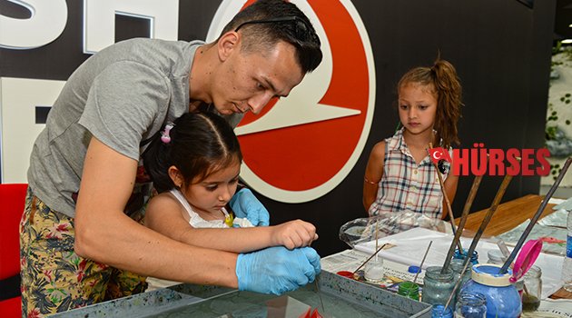 ÇOCUKLAR, EBRU YAPMAYI EXPO 2016’DA ÖĞRENİYOR