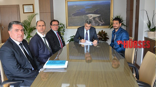 COŞKUN, YENİ SÖZLEŞMELERİ İMZALANDI