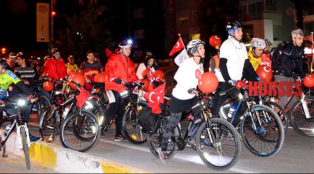 CUMHURİYET İÇİN PEDAL ÇEVİRDİLER