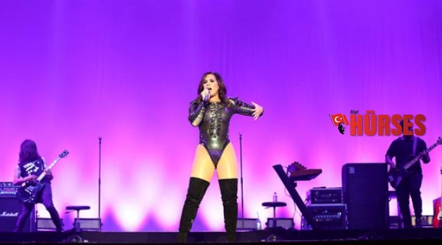 DEMİ LAVOTA EXPO'YU SALLADI!
