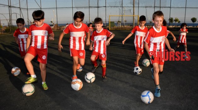DEMRE'DE ANTALYASPOR FUTBOL OKULU