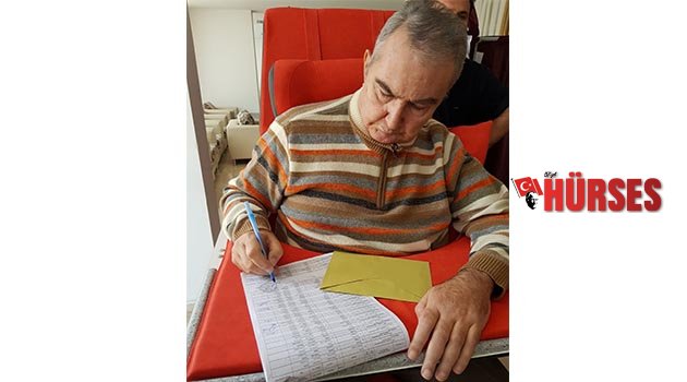 Deniz Baykal, oyunu hastanede kullandı