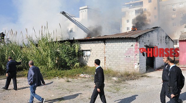 Depoda çıkan yangın korkuttu
