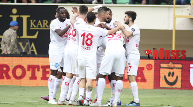 Derbi Antalya’nın