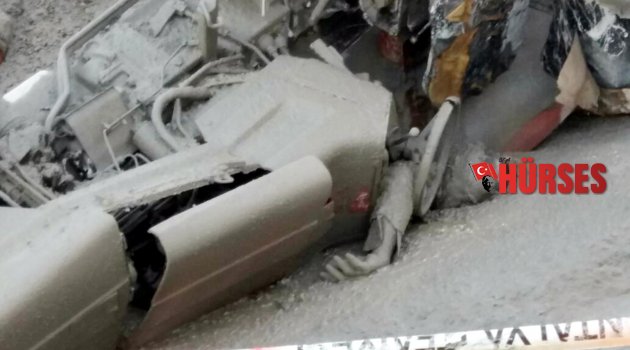 DEVRİLEN TRAKTÖRÜN ALTINDA KALIP ÖLDÜ