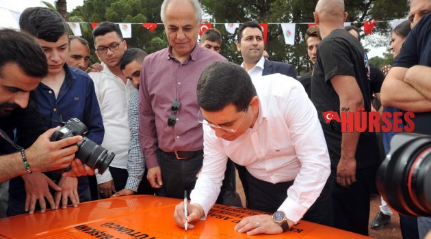 DOKUMA ŞENLENDİ