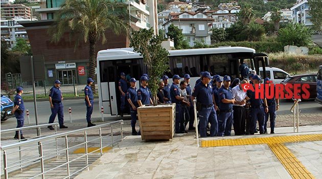 Dolandırıcılık  şüphelileri adliyede