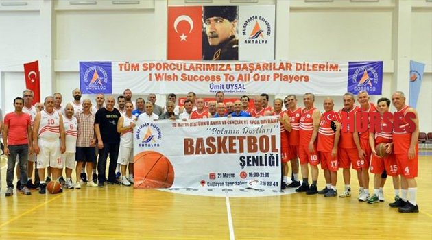 EFSANELER PARKEYE ÇIKIYOR