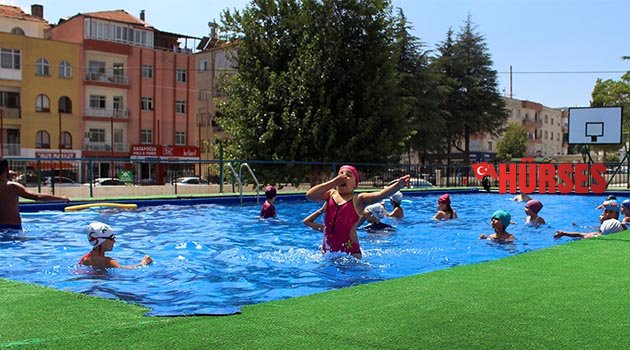 Eğlenerek öğreniyorlar