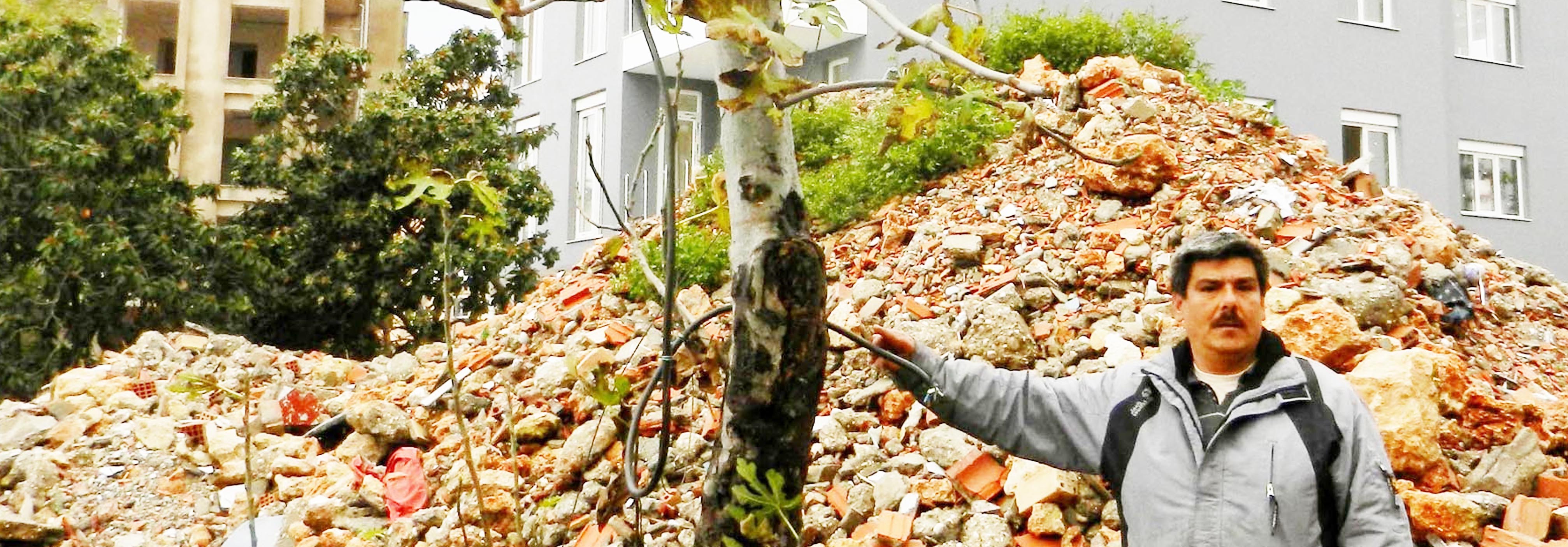 Elektrik Kabloları Tehlike Saçıyor