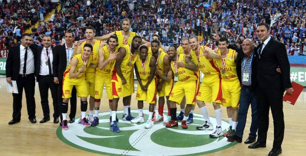 Energia-fraport Skyliners: 83-80 (eurochallenge'da 3'üncü Romen Takımı)