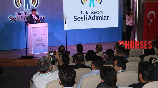 Engelliler ‘Sesli Adımlar’la yürüyecek