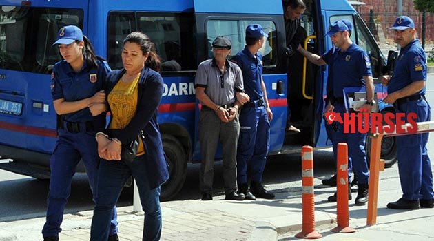 Eşini vahşice öldürmüş