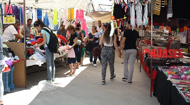 ESNAF BİTİYOR AVM’LER BÜYÜYOR