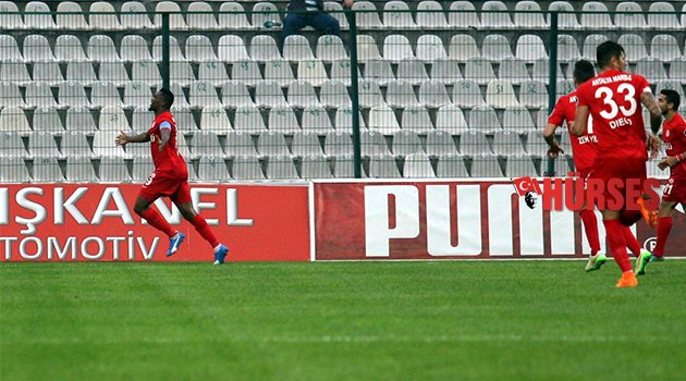 ETO’O GERİ DÖNDÜ