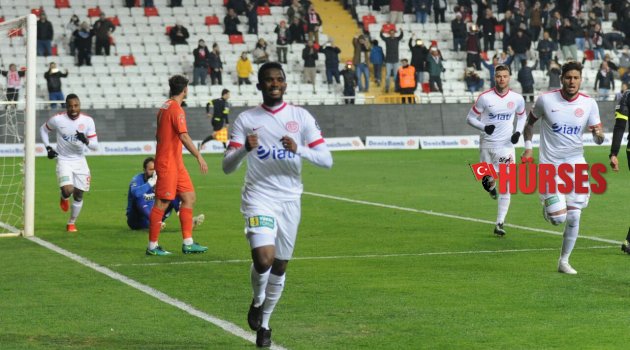 ETO’O İLK KEZ