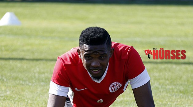 ETO’O KANARYA İÇİN PUSUYA YATTI