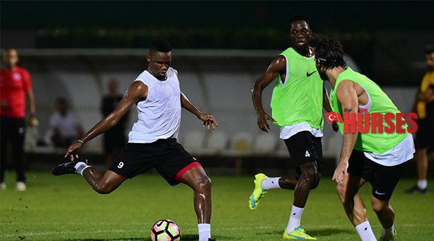 ETO'O GERİ DÖNDÜ