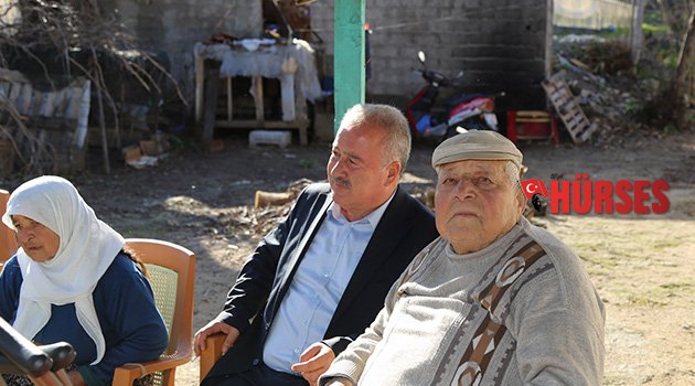 Evi yanan vatandaşa ziyaret