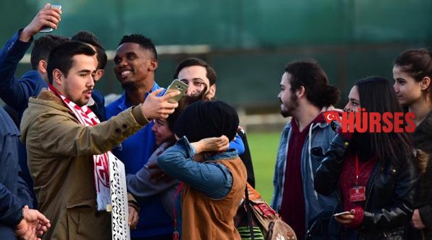 FENERBAHÇE HAZIRLIKLARI NEŞELİ BAŞLADI