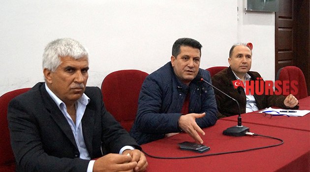 FİNİKE'DE GÜNDEM ARI ÖLÜMLERİ