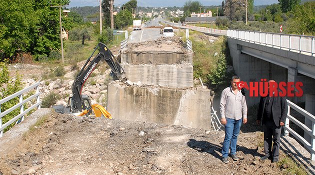 GEBİZ KÖPRÜSÜ YENİLENİYOR