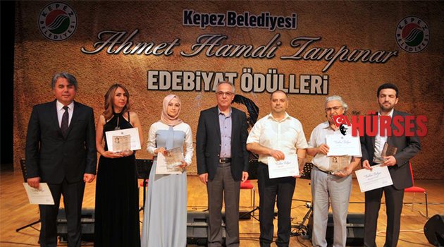 GENÇ EDEBİYATÇILAR ÖDÜLLENDİRİLECEK