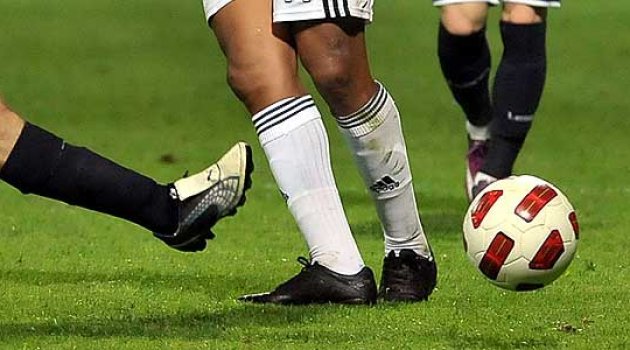 Genç futbolcu kalp krizi geçirdi!