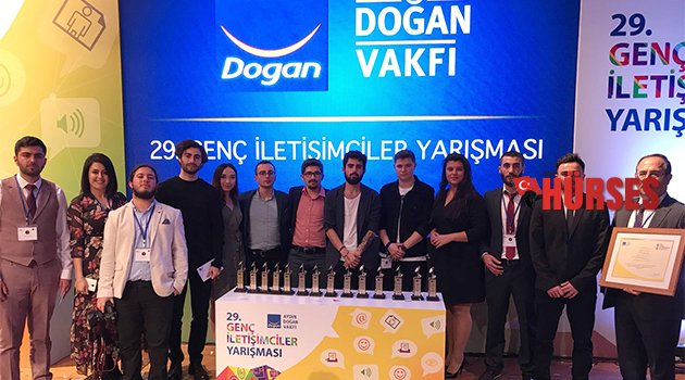 Genç iletişimciler ödüllerle döndü