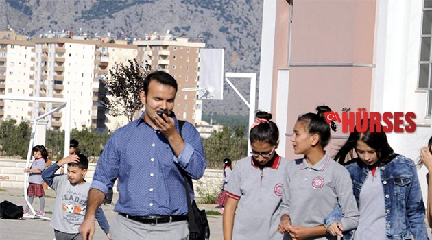 GÖRME ENGELLİ ÖĞRETMENİN AZMİ