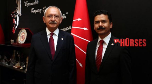 HATIRA FOTOĞRAFI ÇEKTİRMEDEN BIRAKMADI