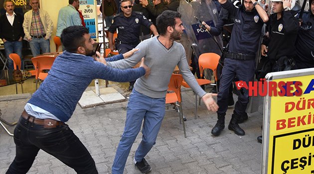 HDP'LİLERE ANTALYA'DA POLİS MÜDAHALESİ