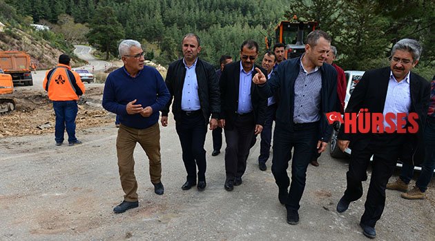Heyelanın kapattığı yol açılacak