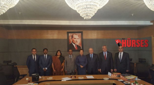 HİNDİSTAN ZİYARETİ MEYVELERİNİ VERİYOR