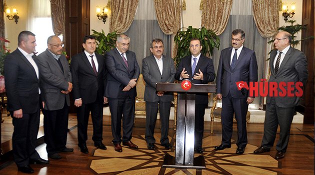 HUZUREVİNİ YAPIN ANNENİZİN ADINI KOYUN