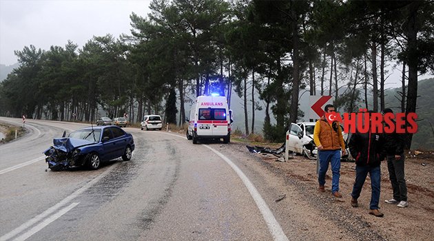 İKİ KAZADA 6 YARALI