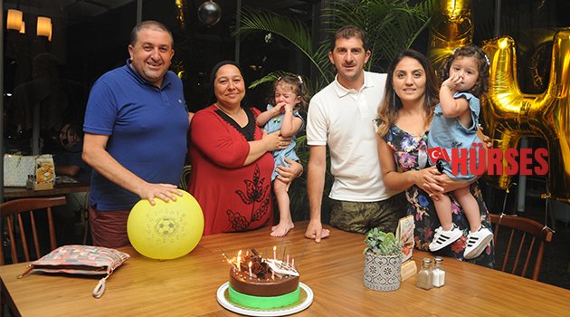 İkizlerler ikinci yaşlarına girdi