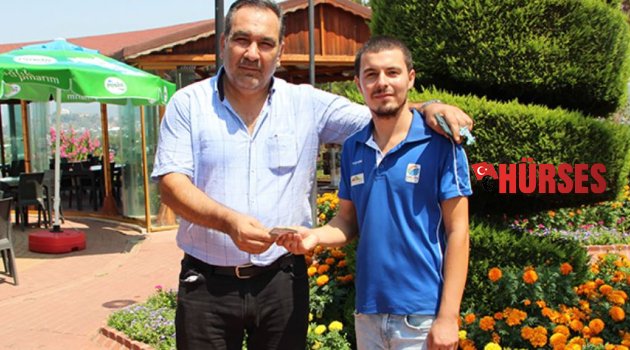 İnsanlık ölmemiş…
