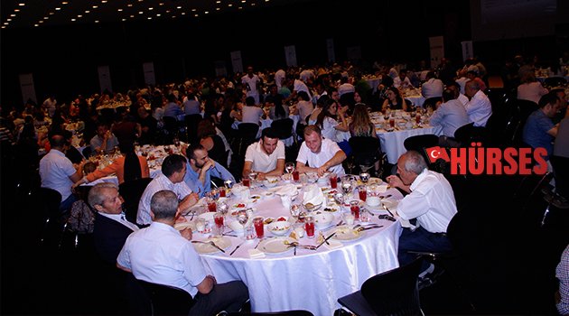 İŞ DÜNYASI İFTARDA BULUŞTU