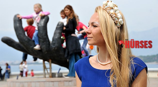 KADINLAR ÇİÇEK AÇTI