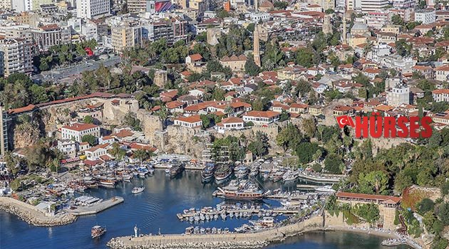 Kaleiçi'nde desibel sınırını aşana ceza
