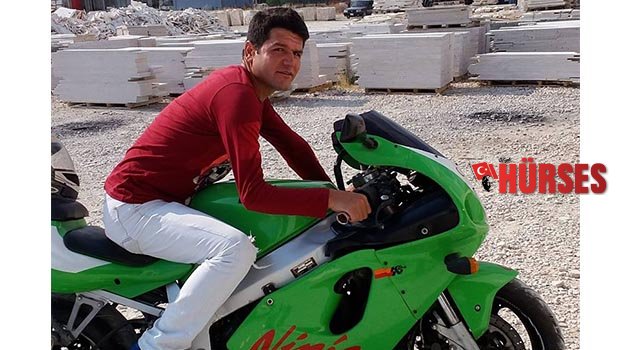 Kamyonet ve motosiklet çarpıştı: 1 ölü